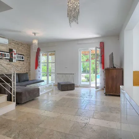 Villa Bella Vila *